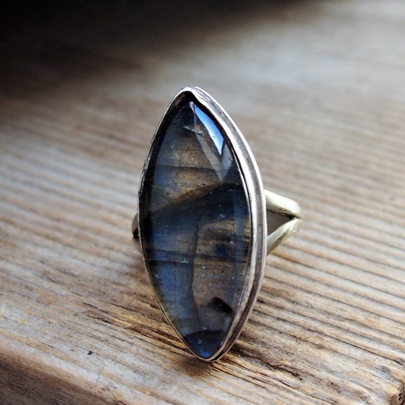 Vintage Jewelry - Natural Labradorite Long Ster SILVER VTG Ring